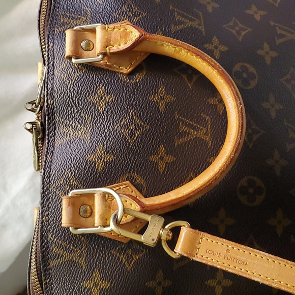 Louis Vuitton Handbag- - Picture 10 of 16